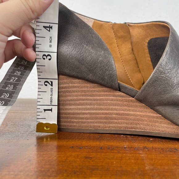 NEW Lucky Brand Tylera Size: 8.5 Leather Wedge Open Toe Bootie - Picture 13 of 13